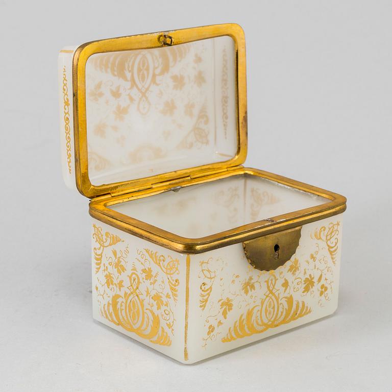 SKRIN med LOCK, glas och förgylld mässing, 1800-talets slut.