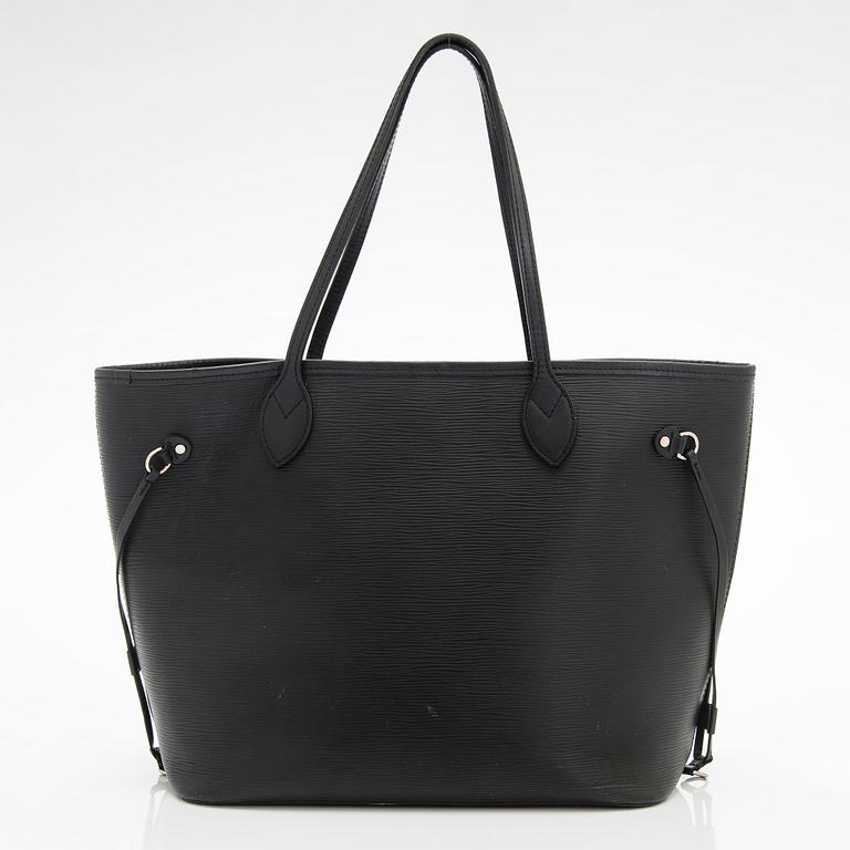Louis Vuitton, a 'Neverfull MM' bag.