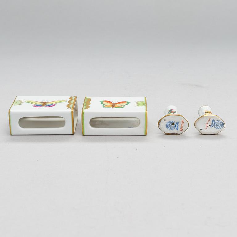 A Herend Queen Victoria VBO porcelain coffee set and two trinket boxes, totally 19 pieces, Hungary.