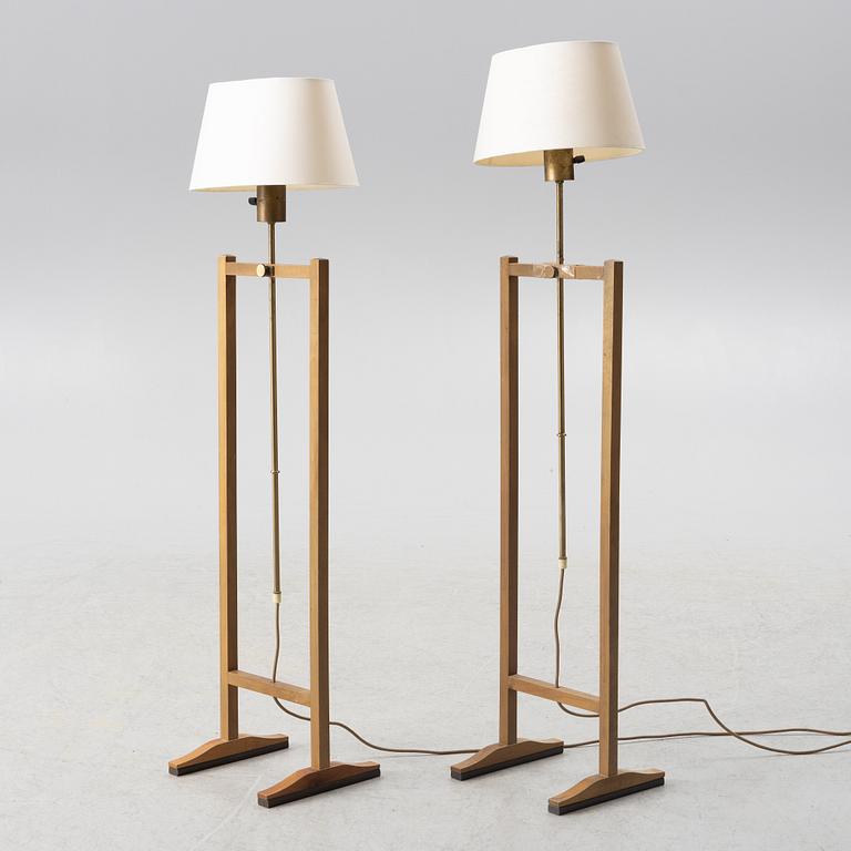 Josef Frank, golvlampa, modell 2548, "Kryckan", Firma Svenskt Tenn.