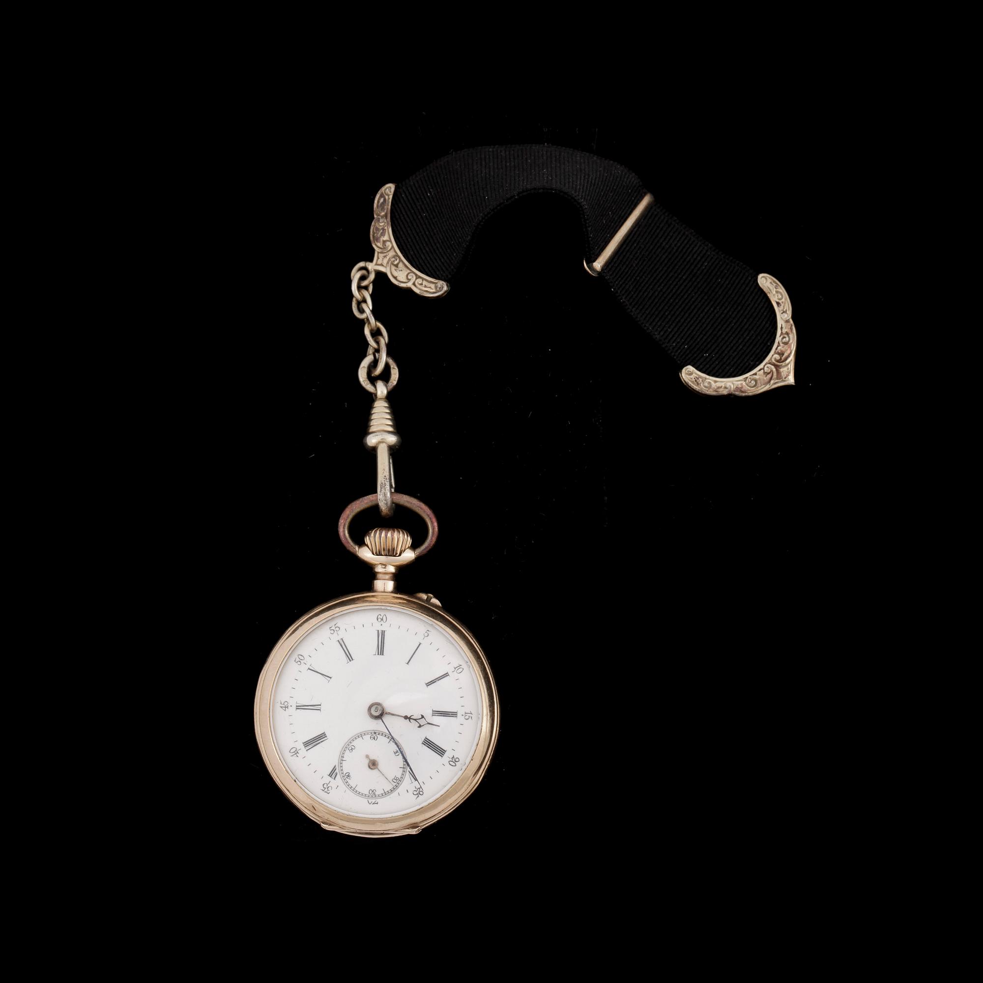 FICKUR, 14k guld, 1900-talets början. Total vikt ca 42,4 gram.