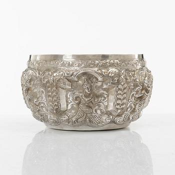 Bowl, silver, probably Thailand with Swedish import marks, weight 298 g.