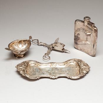 PARTI SILVER, 4 delar, Sverige och England, 18/1900-tal. Total vikt ca 418 g.
