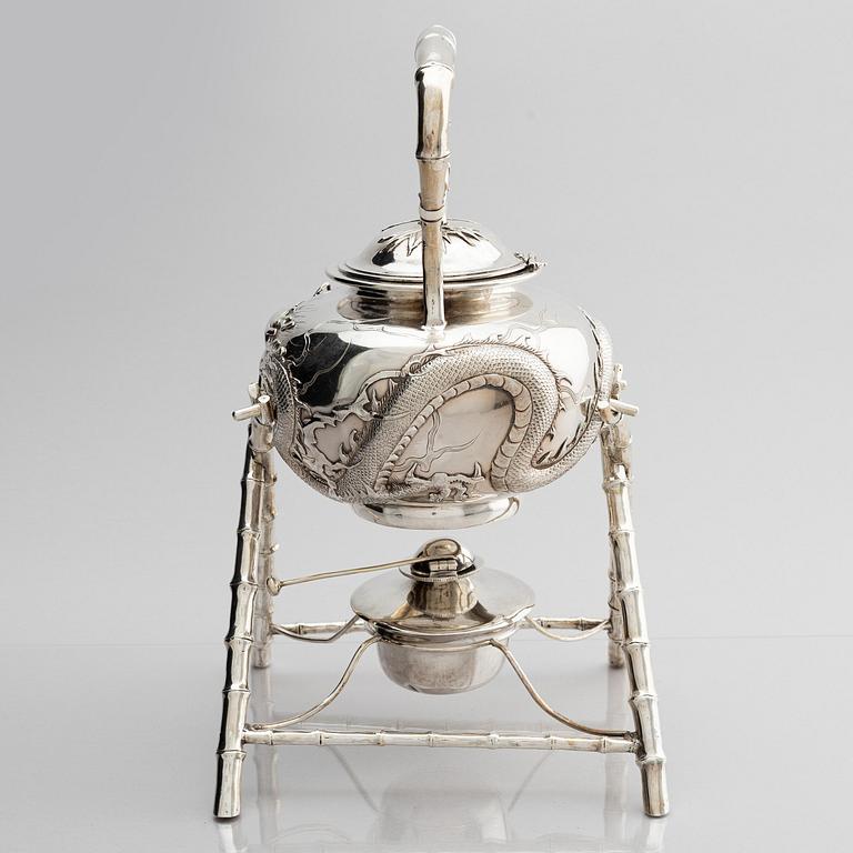 Teservis, fem delar, silver. Wang Hing & Co, Hong Kong & Canton.