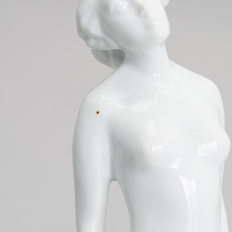 Yrjö Liipola, a porcelain sculpture Arabia, signed Yrjö Liipola -35.