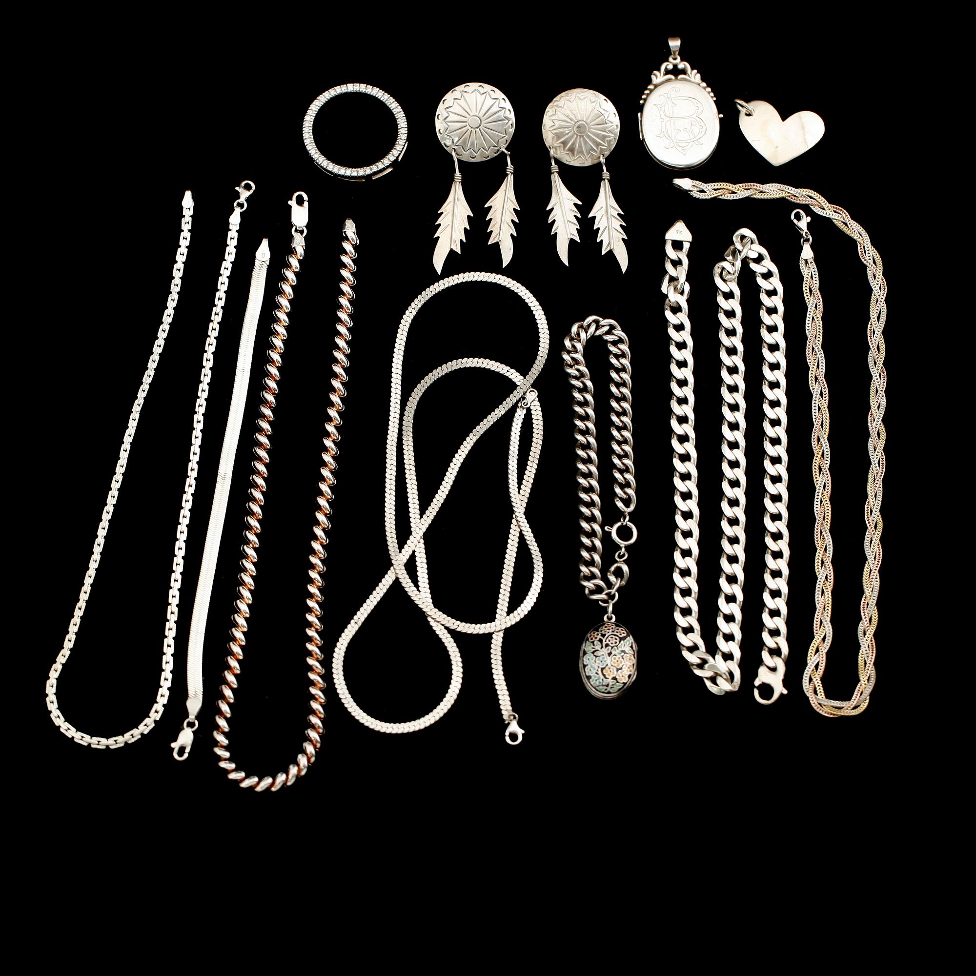 SAMLING SILVERSMYCKEN, 10 delar, 1900-talets andra hälft. Vikt ca.