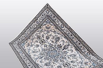 A rug, Nain, part silk, so called 9 LAA, ca 233 x 164 cm.