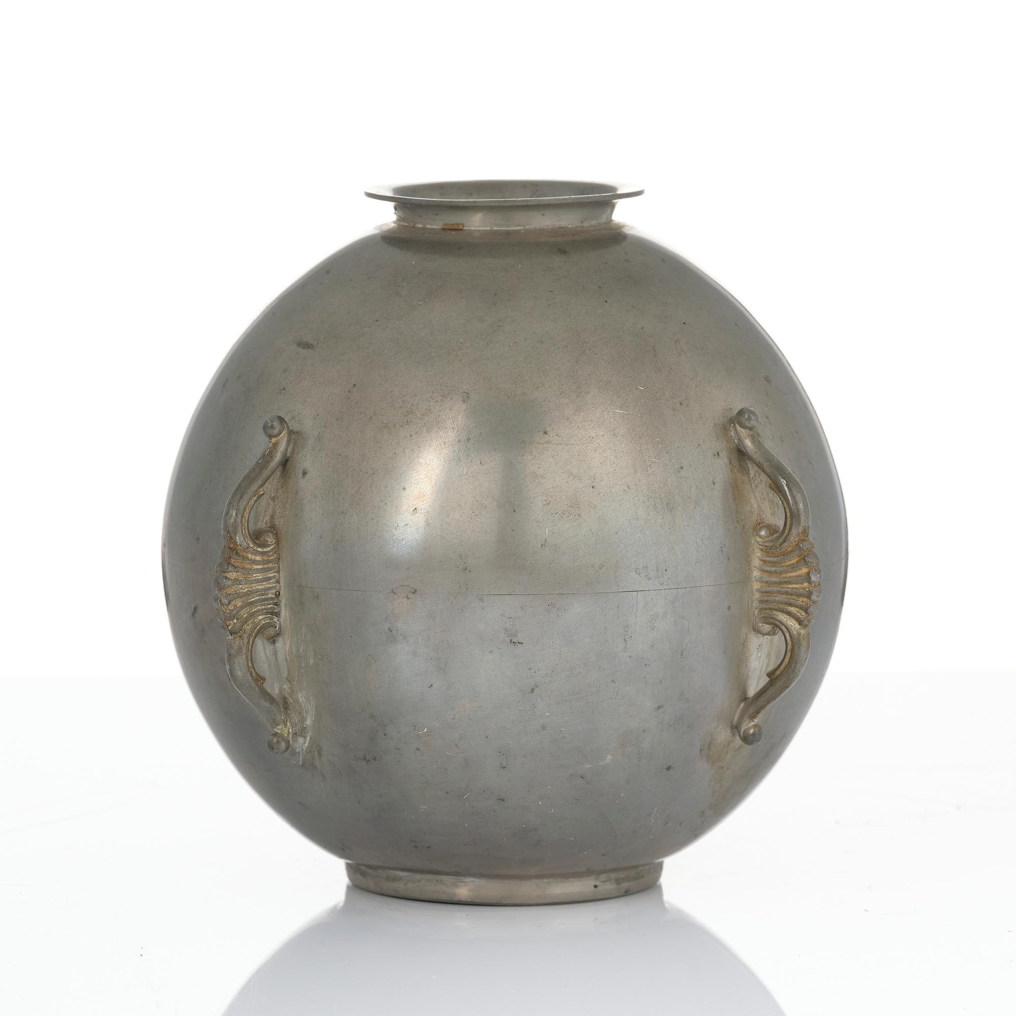 Sylvia Stave, a set of three vases, C.G. Hallberg, Stockholm, 1930s.