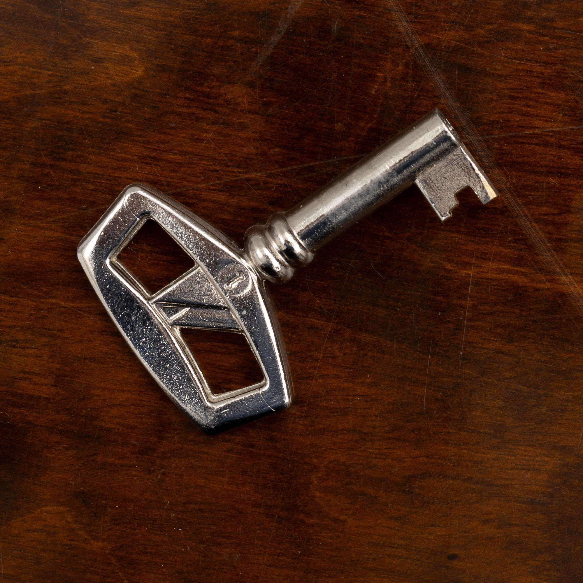 Axel Larsson, chest of drawers, Svenska Möbelfabrikerna Bodafors, Swedish Modern, 1940s.