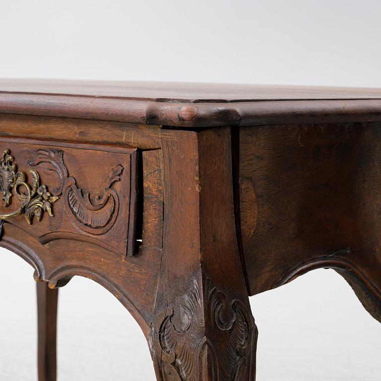 Desk, Chippedale, England, circa 1800.