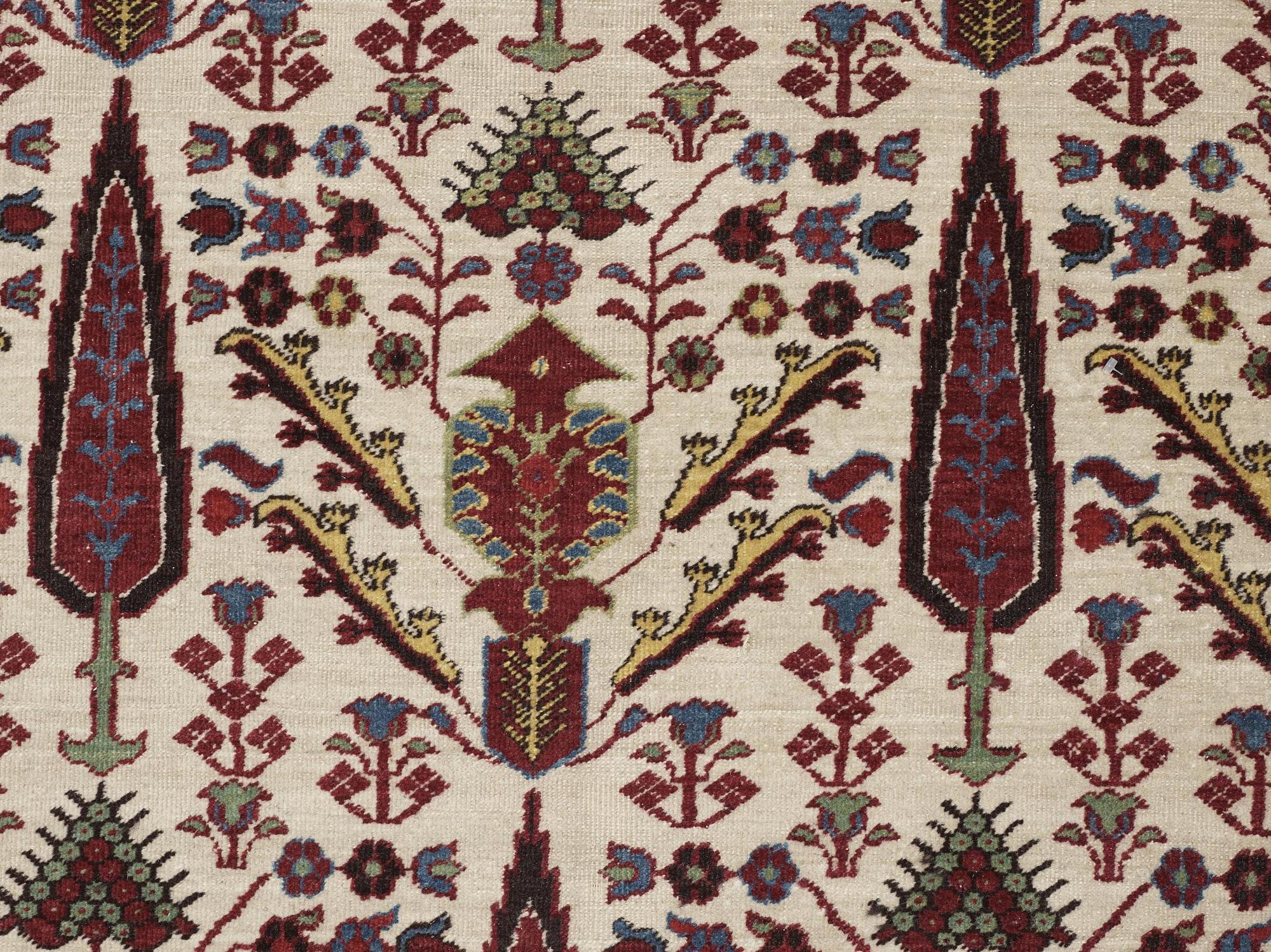 ANTIK KIRMAN, möjligen Hosin Kermani/FERAGHAN - SULTANABAD/BACHTIARI/INDISK. 394 x 293 cm.