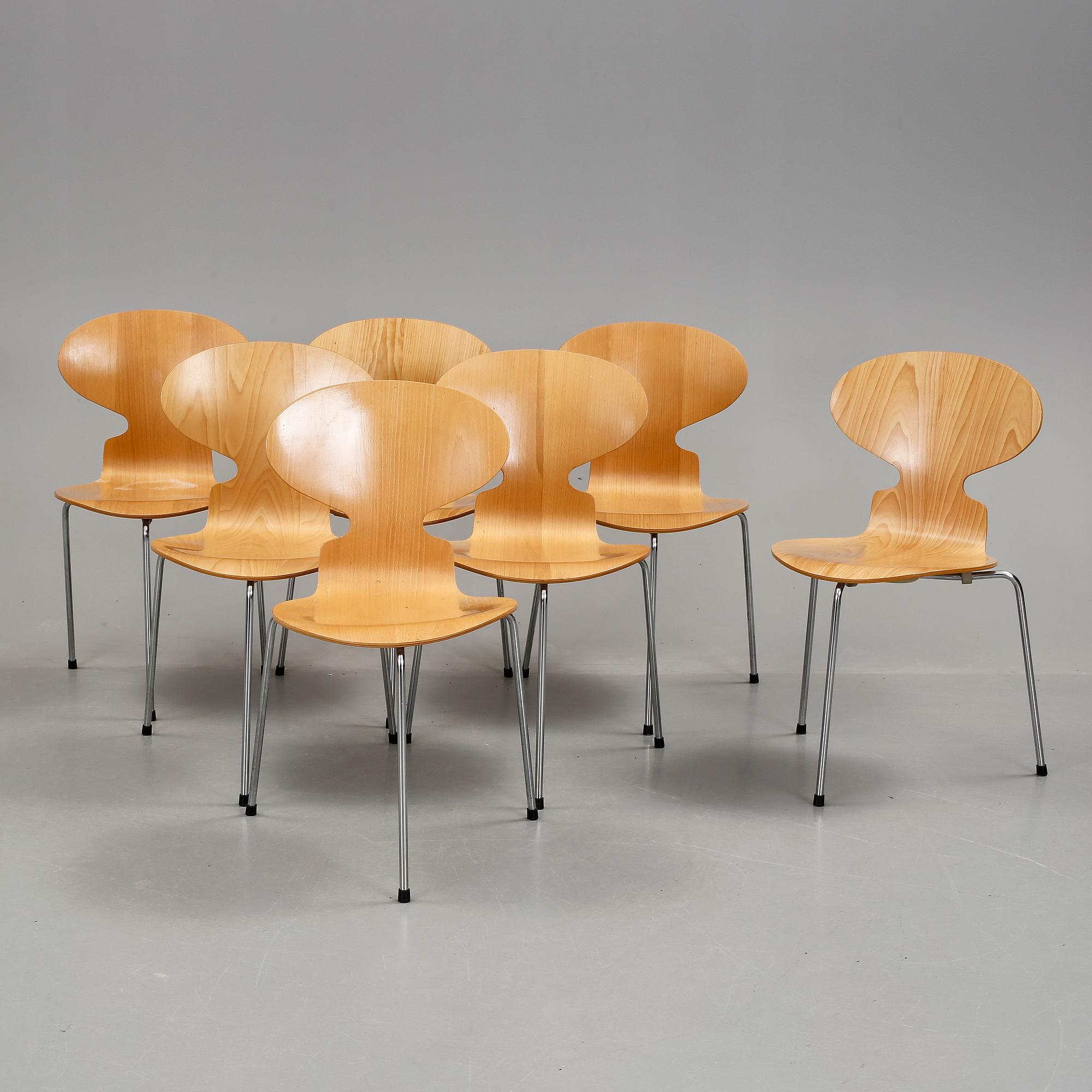 STOLAR, 7 stycken, "Myran", Arne Jacobsen, Fritz Hansen, 1900-talets fjärde kvartal.