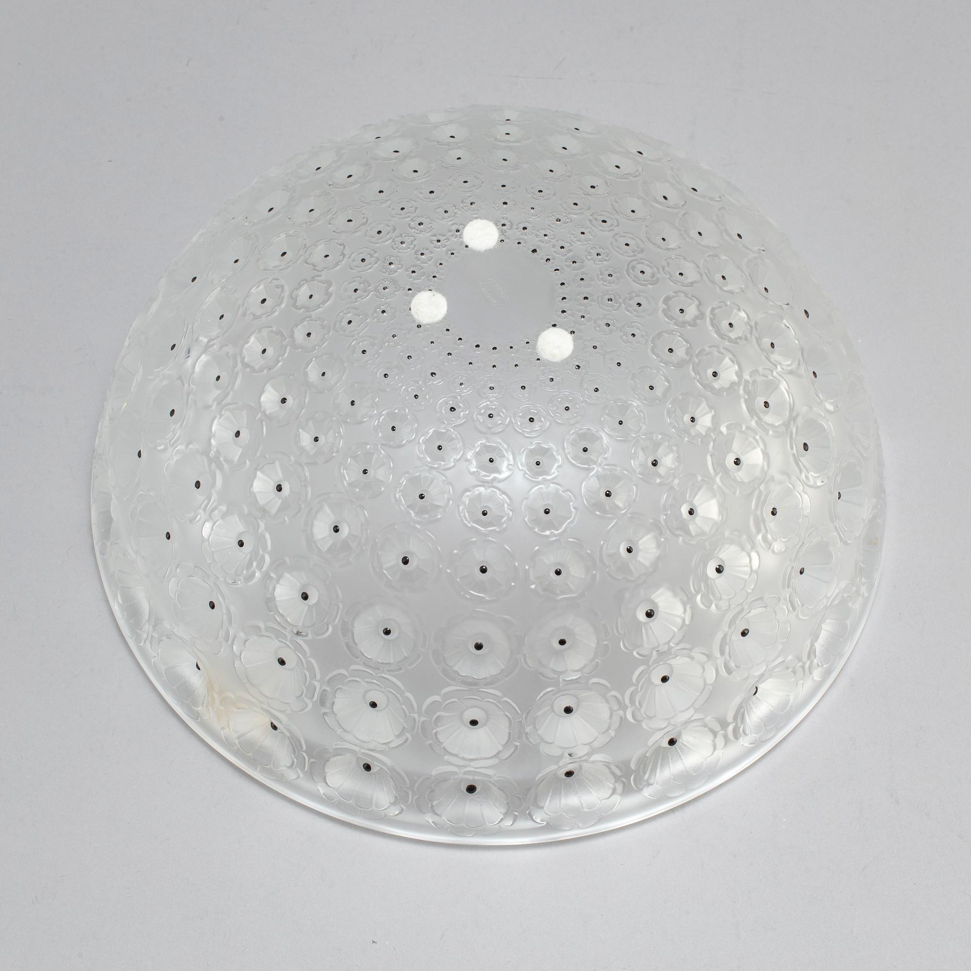 A glass bowl 'Nemours' by Lalique, France, second half of the 20th century.