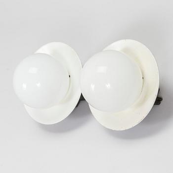 Paavo Tynell, a pair of 1930s wall light, model 2602 Taito, 1930s.