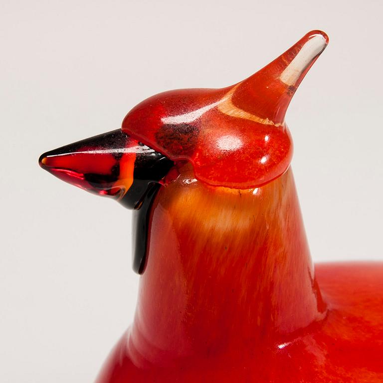 FIGURIN, glas, "Kardinaali", signerad O. Toikka, Nuutajärvi. Modellen formgiven 1972.