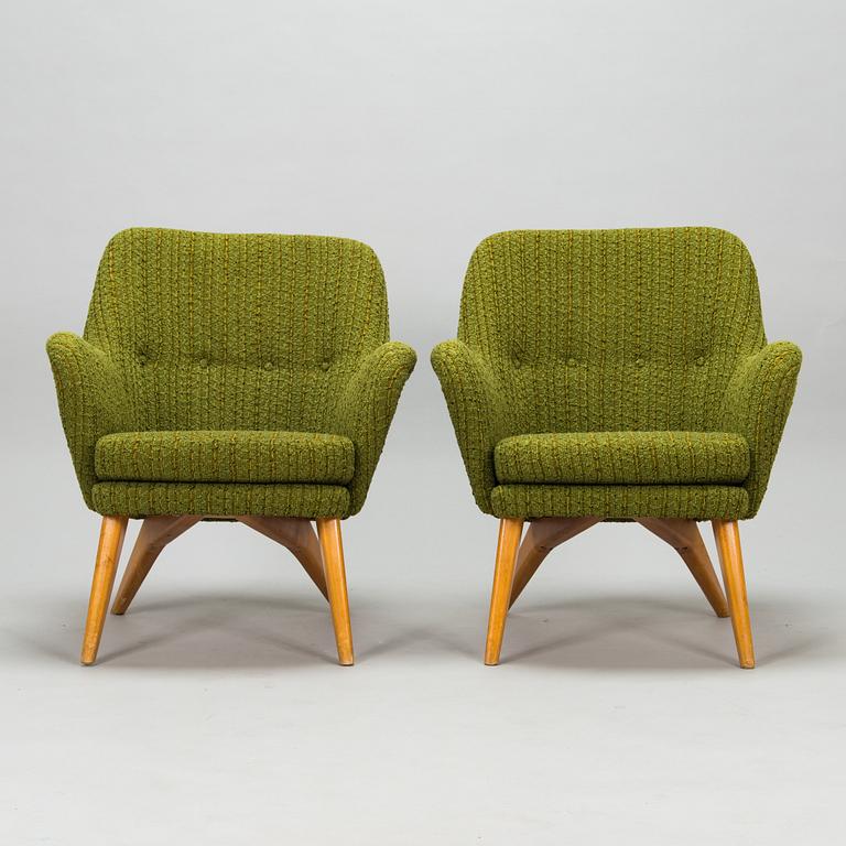 Carl Gustaf Hiort af Ornäs, fåtöljer, ett par, "Pedro", för Puunveisto Oy - Träsnideri Ab, 1950-tal.,