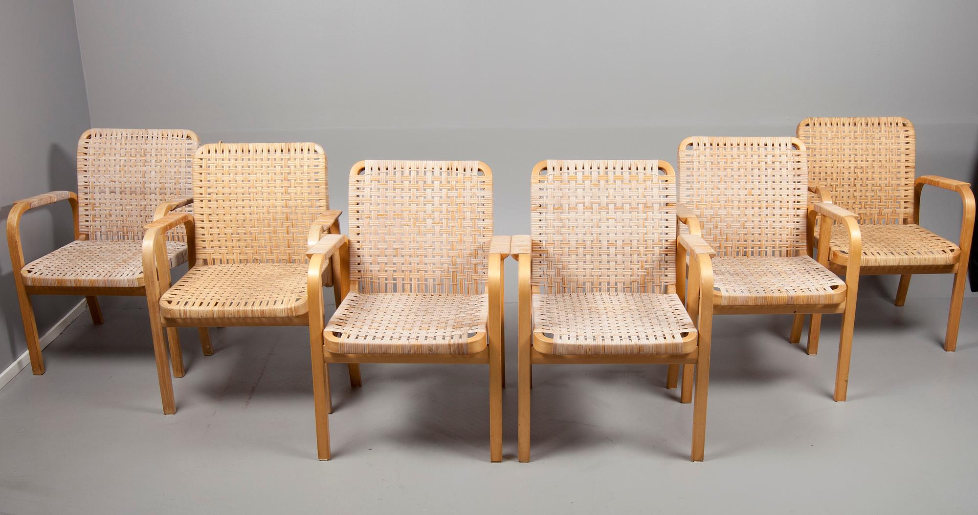 KARMSTOLAR, 6 st, modell 45, Alvar Aalto, Artek. 1900-talets senare hälft.