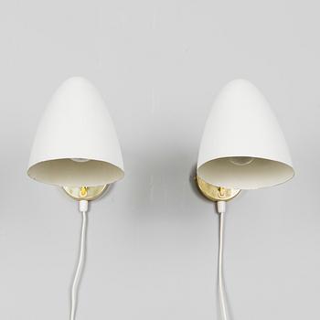 PAAVO TYNELL, A PAIR OF WALL LIGHTS. Marked  Idman. 1950s.