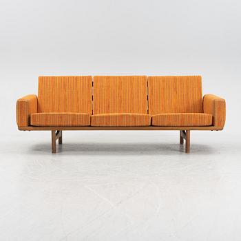 Hans J Wegner, soffa, modell "GE-236", Getama, Danmark.