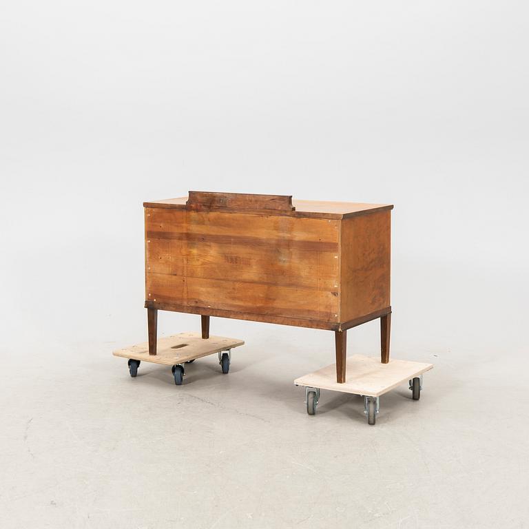 A lacquered wooden Bodafors dresser from the first half of the 20th century.