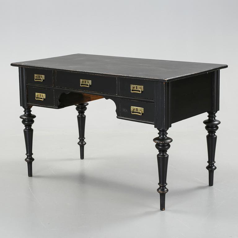 SKRIVBORD, nyrenässans, 1800-talets slut.