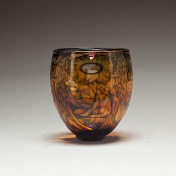 VAS, "Graal", Eva Englund, signerad Orrefors Graal 3402-81.