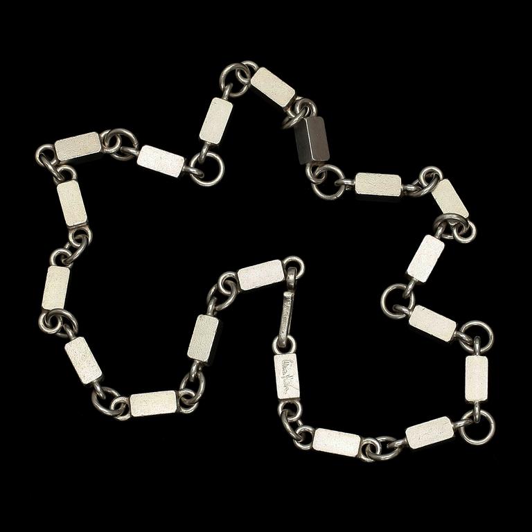 A Wiwen Nilsson sterling necklace, Lund 1947.