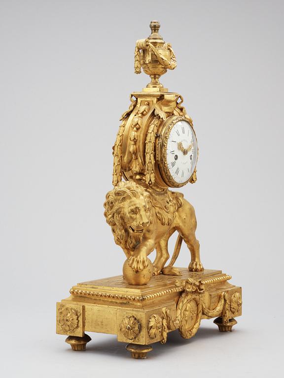 A French Louis XVI 1770's gilt bronze Lion mantel clock signed "Ageron a Paris nr 428".