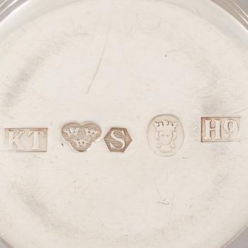 A set of sixteen Swedish silver cups, marks of K. Torndals Juvelerare AB, Stockholm 1955-1962.