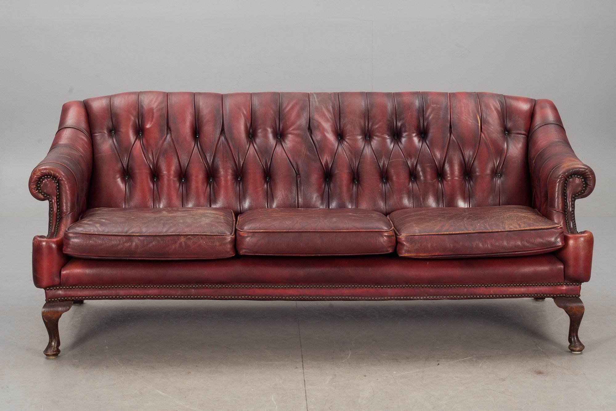 SOFFA. Chesterfieldsmodell, 1900-tal.
