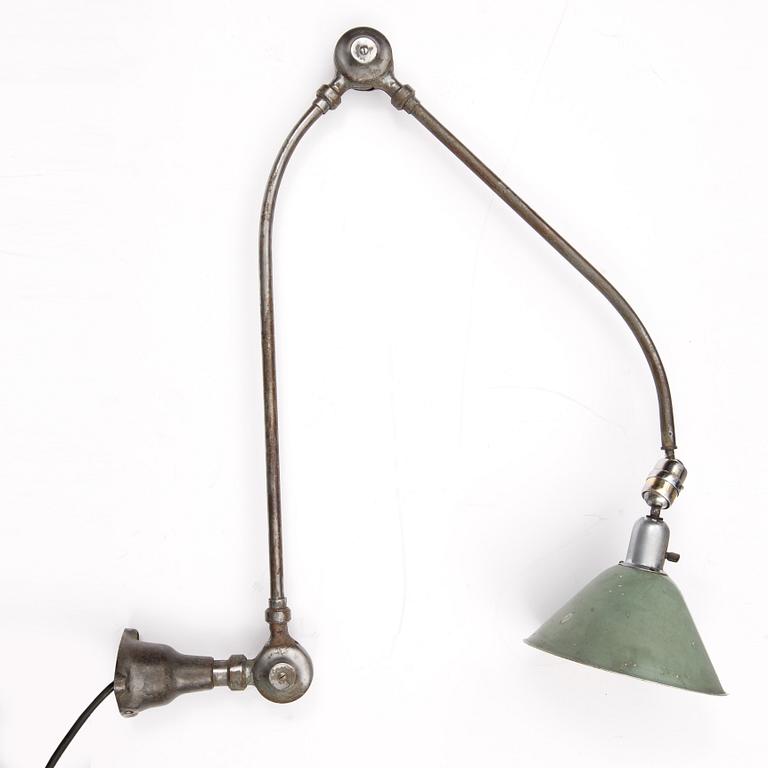 A "Triplex-pendeln" wall light by Johan-Petter Johansson, 20th century.