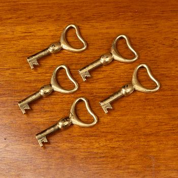 Josef Frank, two model B2112 bookcases, Firma Svenskt Tenn, Sweden, before 1985.