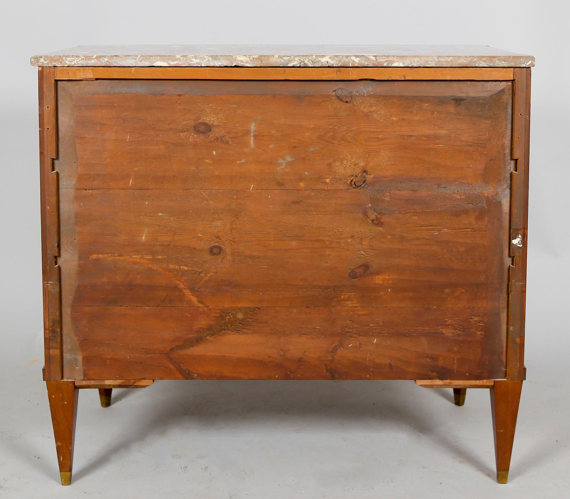 BYRÅ, gustaviansk stil, 1800-tal.