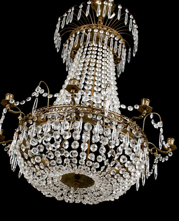 LJUSKRONA, empirestil, 1900-talets andra hälft. Höjd ca 80 cm.