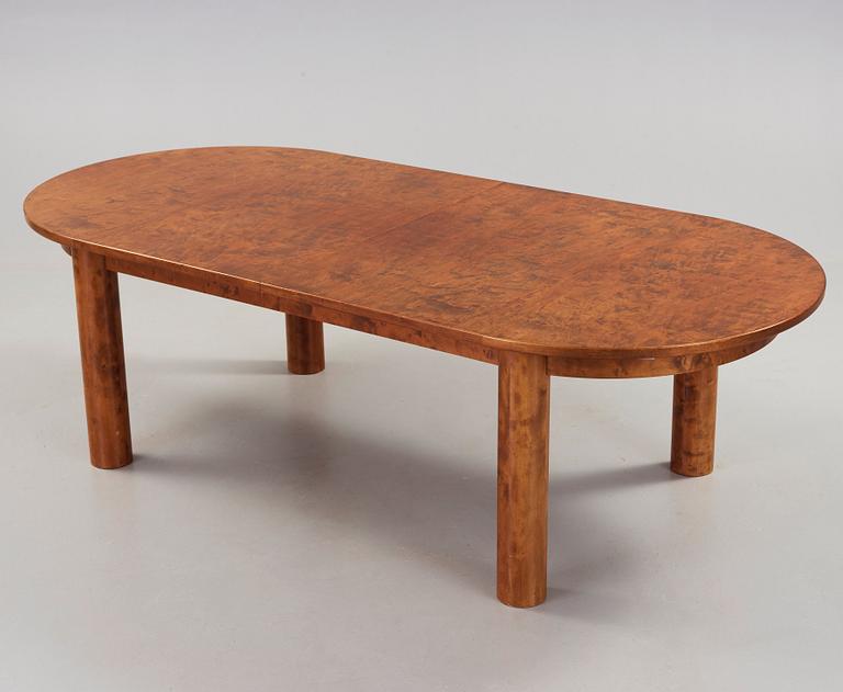 Wiwen Nilsson, matbord och 12 stolar, Sverige, 1930-40-tal.