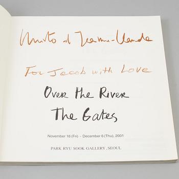 CHRISTO & JEANNE-CLAUDE, bok, "Over the river", (2001), signed "Christo & Jeanne-Claude for Jacob with love".