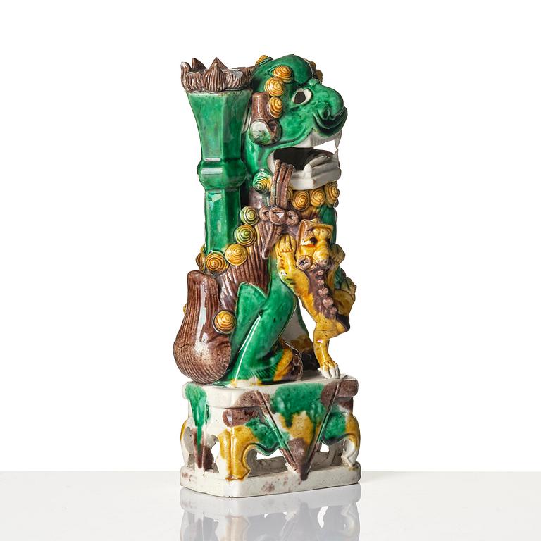 A group of sancai-glazed scholar's objects, Qing dynasty, Kangxi (1662-1722).