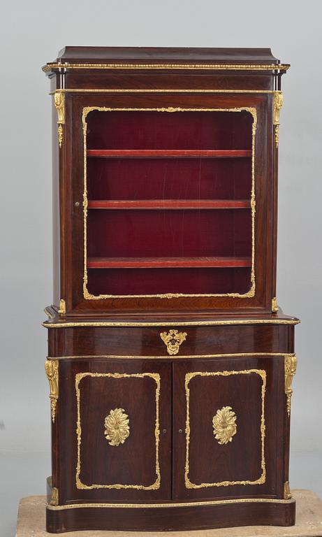 VITRINSKÅP,  Frankrike, 1800-talets andra hälft.