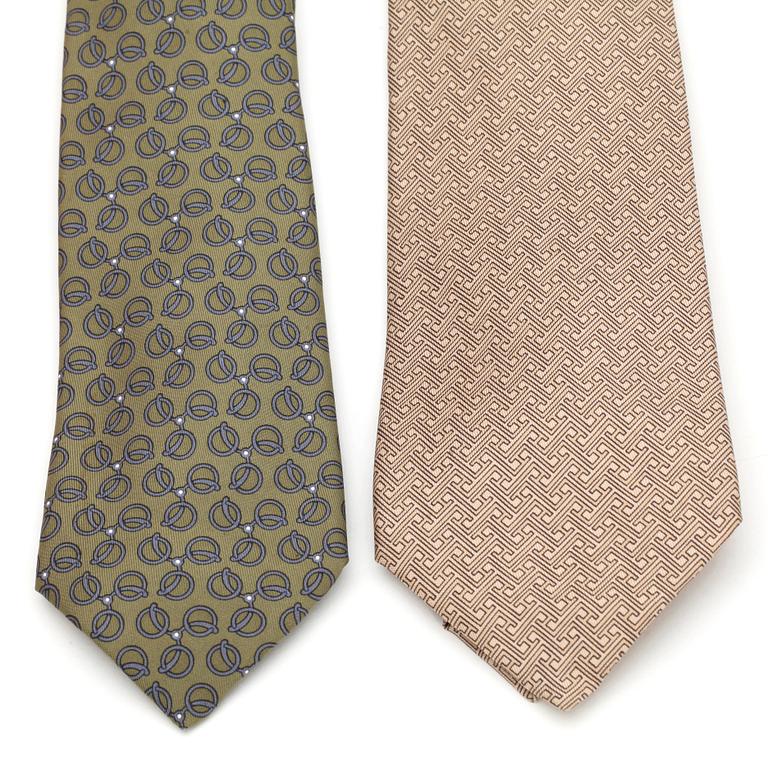 HERMÈS, two silk ties.