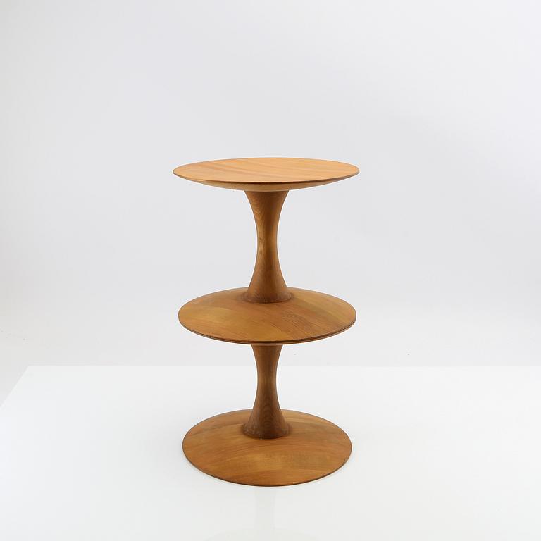 Nanna Ditzel, pallar/bord ett par "Trisse" Kolds Savvaerk  Danmark.