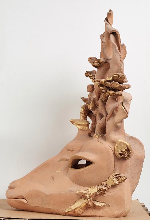 Hertha Hillfon, a ceramic sculpture of a deer's head, executed in her own workshop, Sweden, dated -79.