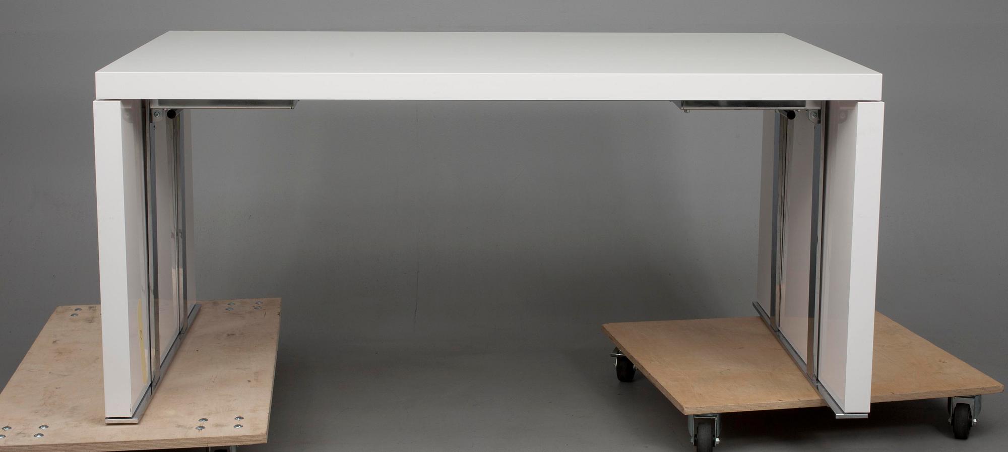 MATBORD, Pagnon & Pelhaître, Ligne Roset, Frankrike 2006.