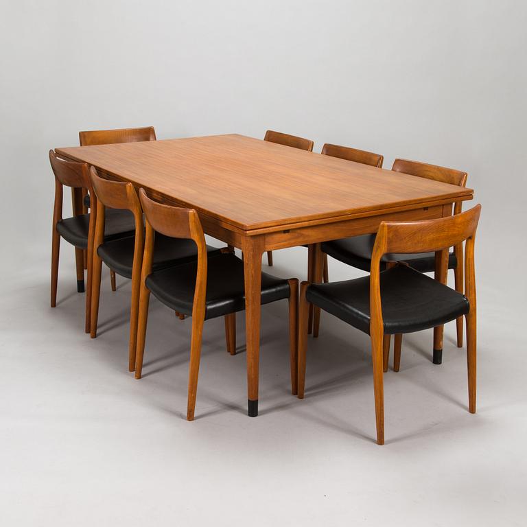 Niels Otto Møller, ruokapöytä ja tuoleja, 8 kpl malli 77, J.L. Møllers Møbelfabrik, Tanska 1960-luku.