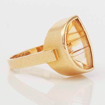 RING, 18K guld och citrin, Björn Weckström, Lapponia, Finland 1980-tal.