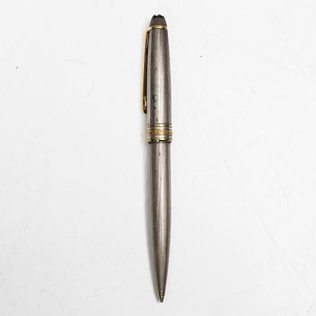 Pen, silver, "Meisterstück", Mont Blanc, Germany.