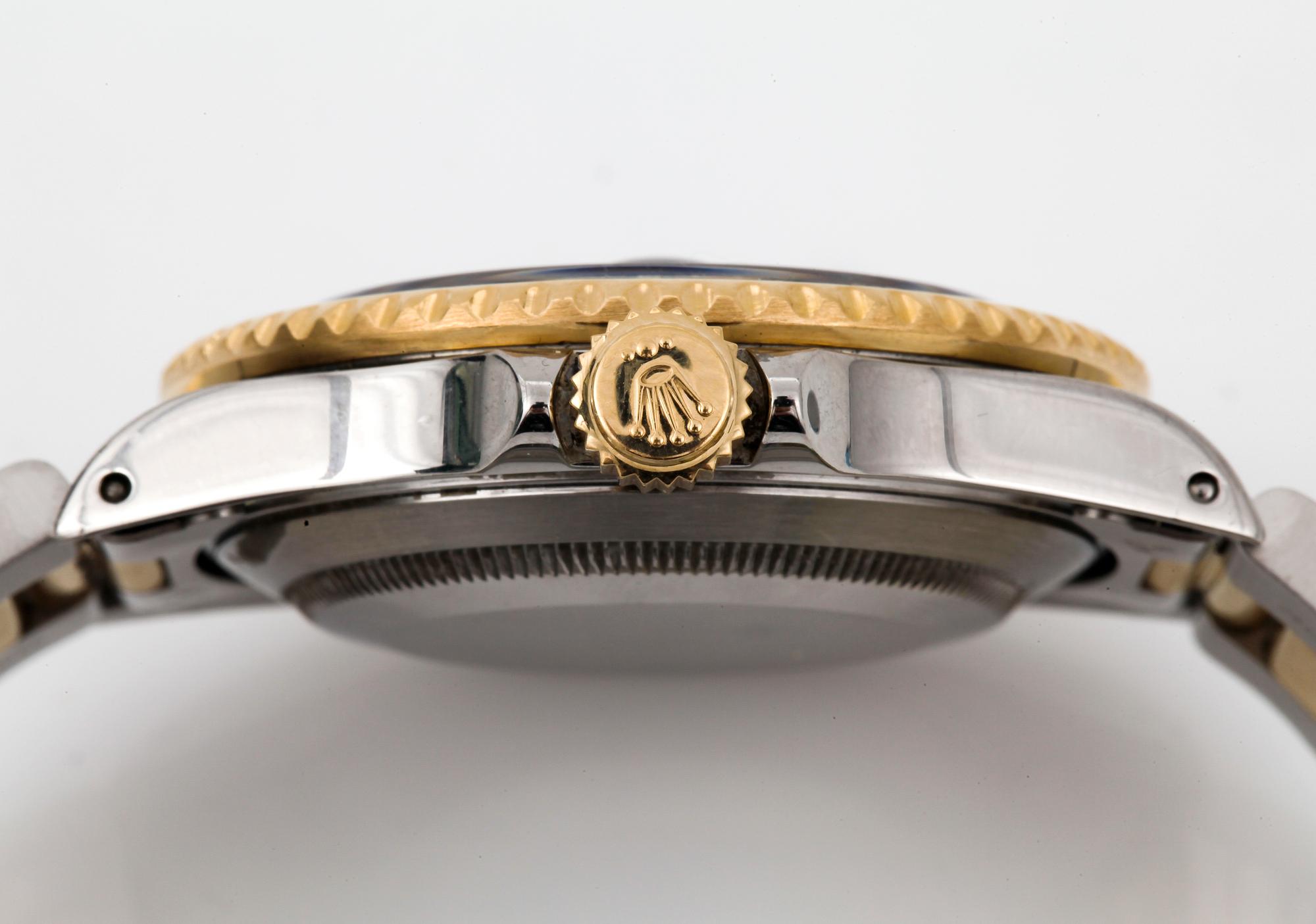 ARMBANDSUR, Rolex Oyster Perpetual Date, Submariner, Superlative Chronometer.