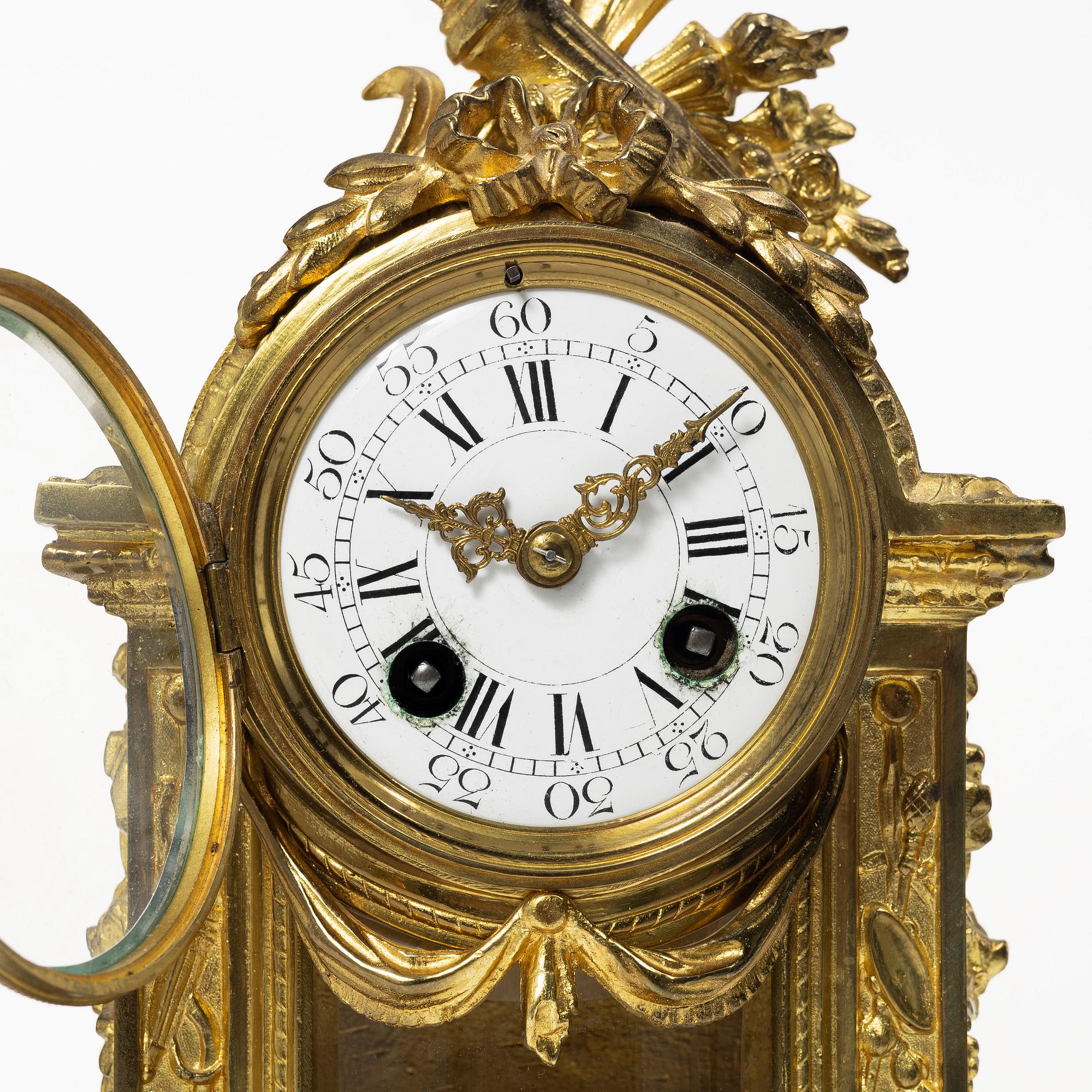 Table pendulum clock, Empire style, 20th century.
