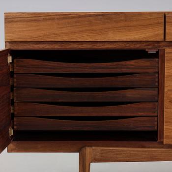 Ib Kofod Larsen, sideboard, Faarup Møbelfabrik, Danmark 1960-tal.