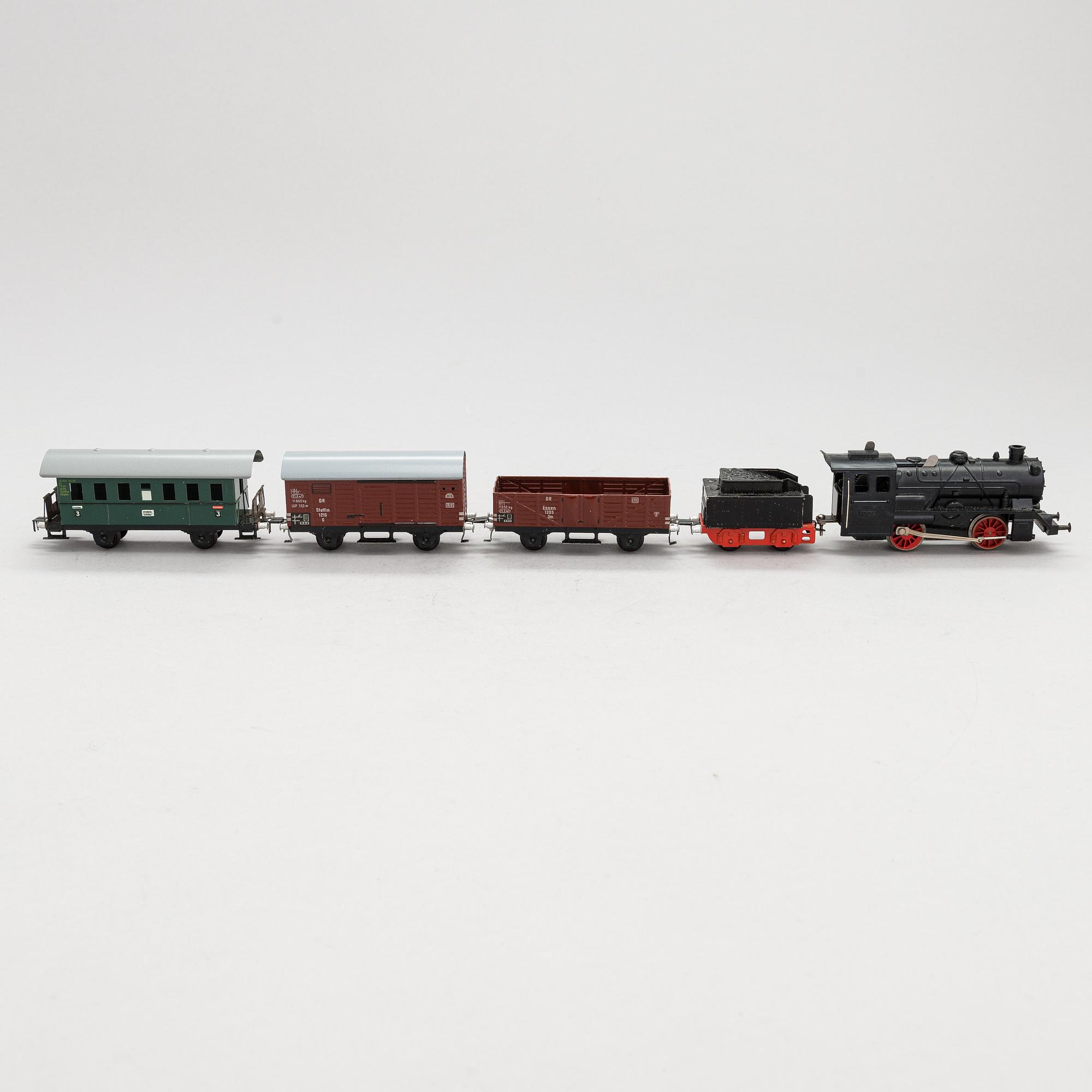 A Fleischmann train set, 7 pieces, second half of the 20th century.