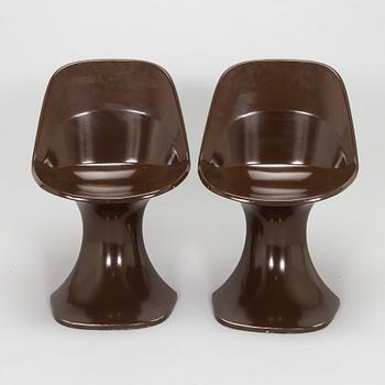 Perttu Mentula, four 1970s chairs 'PMD-model' for Huonekalutuote Oy.